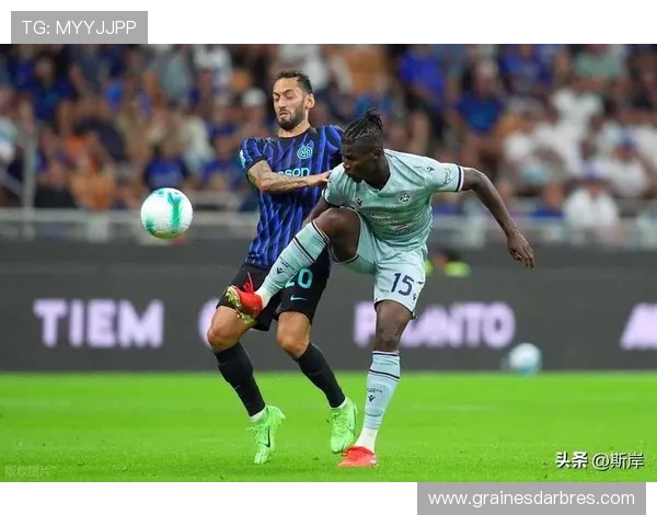 邓弗里斯破门凯南戴维斯传射 乌迪内斯半场领先国米2比1 邓弗里斯破门凯南戴维斯传射 乌迪内斯半场领先国米2比1